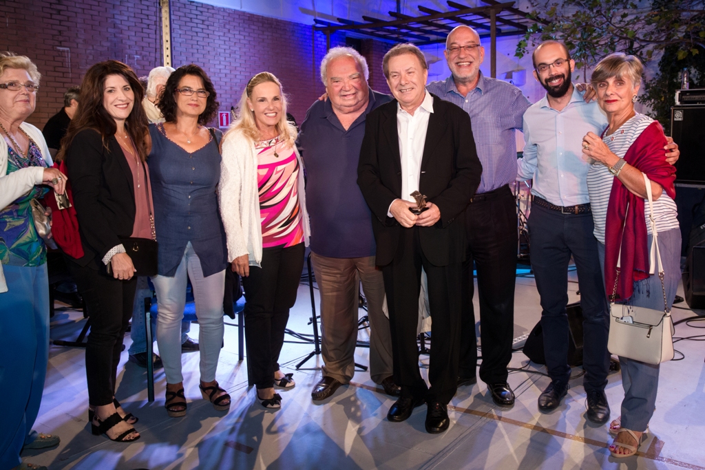 μοναδική-η-συναυλία-του-μανώλη-μητσιά-537762