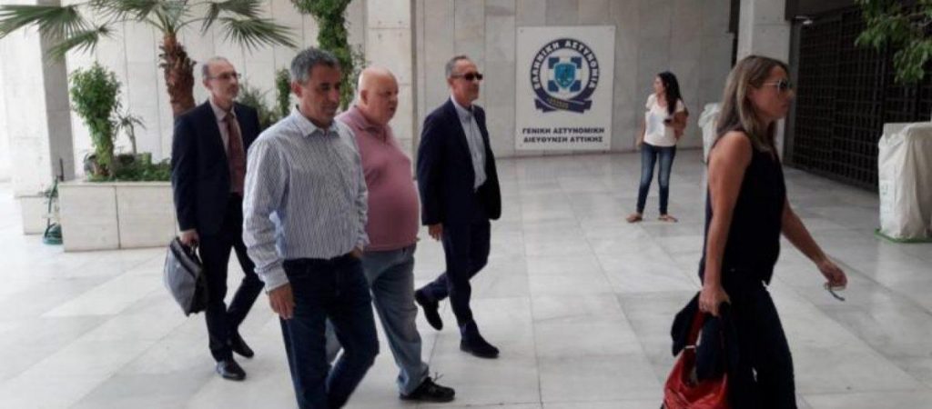 ελεύθεροι-με-εισαγγελική-εντολή-οι-δη-536310