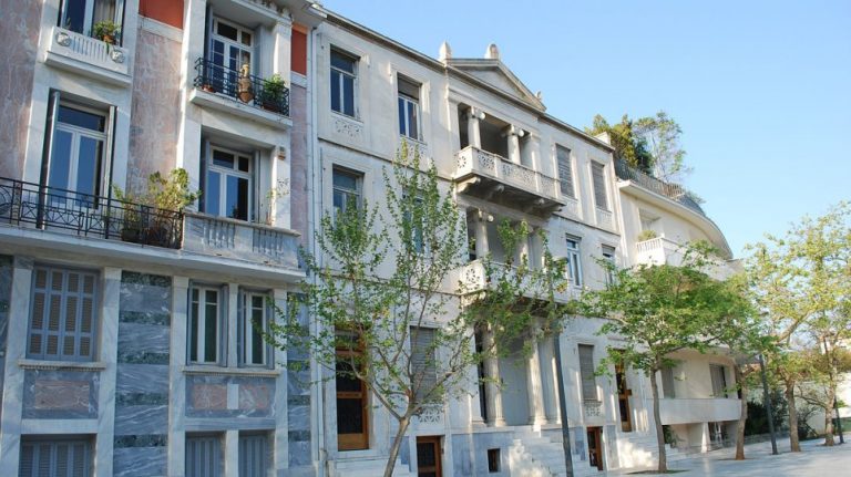 τέλος-οι-κάδοι-απορριμμάτων-από-την-δι-544572