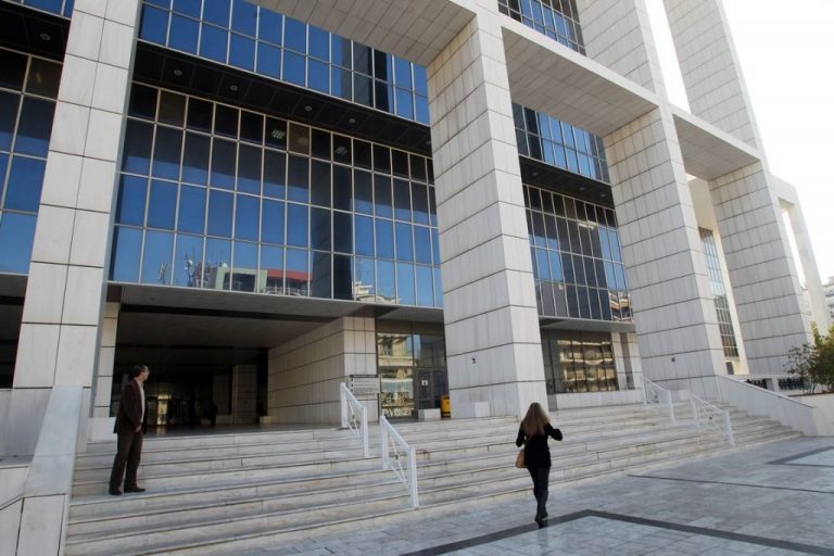 κλείνουν-και-τα-δικαστήρια-ποιες-αποφ-549479