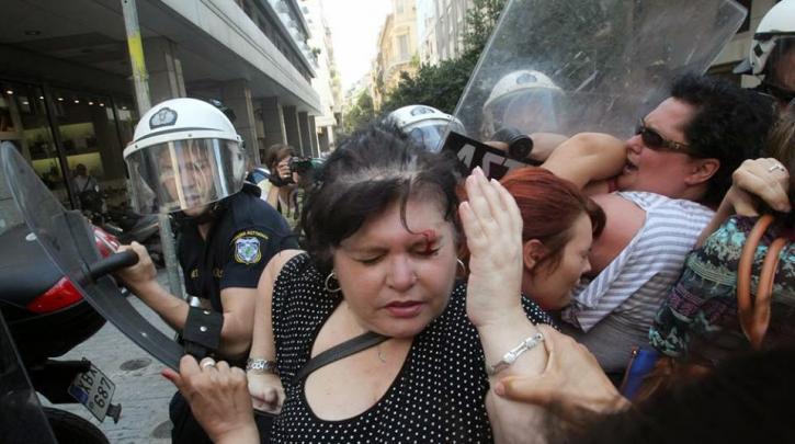 ξανά-στο-εδώλιο-οι-καθαρίστριες-του-υπ-567535