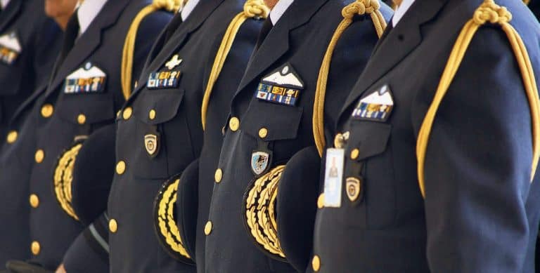 ένστολοι-στα-100-ευρώ-μηνιαίως-το-επίδομ-582428