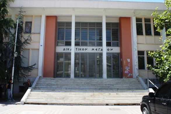 πύργος-τηλεφώνημα-για-βόμβα-στο-δικασ-597001