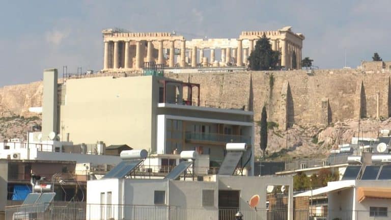 κασ-το-δεκαώροφο-κτίριο-που-κρύβει-την-620097