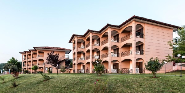 ξενοδοχείο-διαφημίζει-προεκλογική-σ-612251