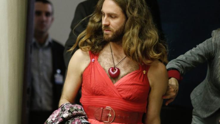 το-τζέισον-αντιγόνη-ξύρισε-το-κεφάλι-τ-646494