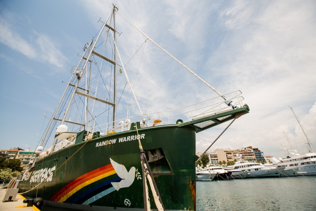 greenpeace-ακτιβιστές-αλυσοδέθηκαν-σε-ρωσικό-641464