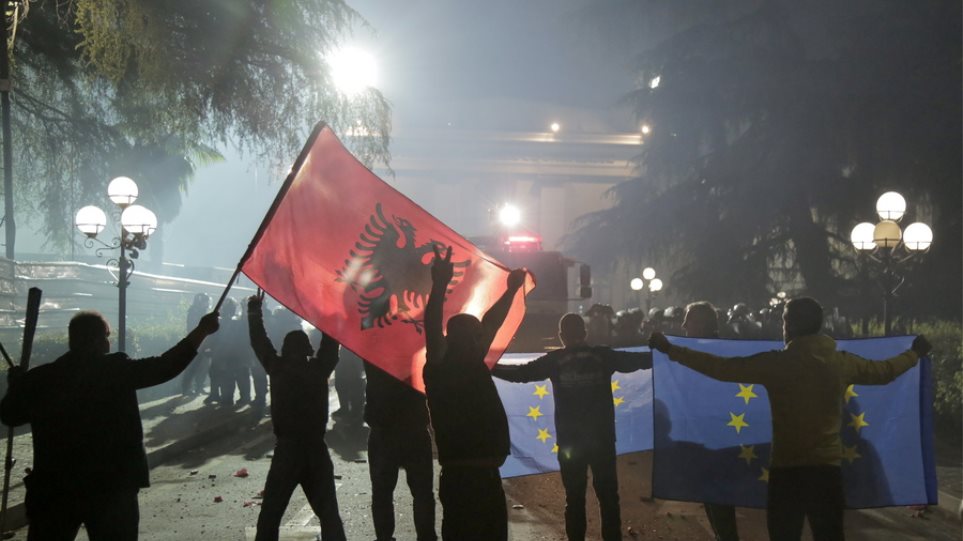 αλβανία-σε-πολωμένο-κλίμα-οι-δημοτικέ-639784