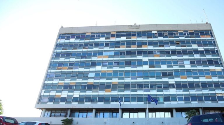 απθ-φοιτητές-ιατρικής-προσφέρουν-εθε-646449
