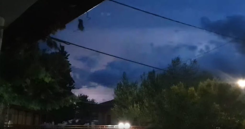 νέο-συγκλονιστικό-βίντεο-από-τη-θεομη-658540