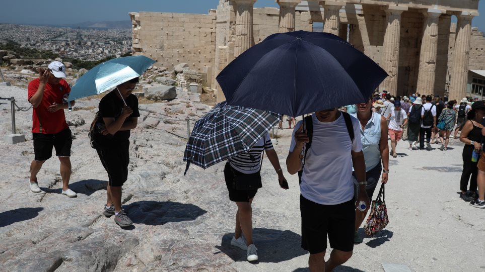 γιατρός-στην-ακρόπολη-για-τη-φροντίδα-653873