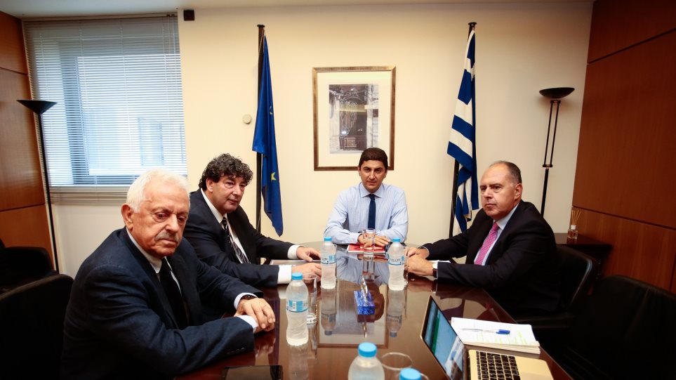 αυγενάκης-προς-εσακε-θλιβερό-αυτό-που-659841