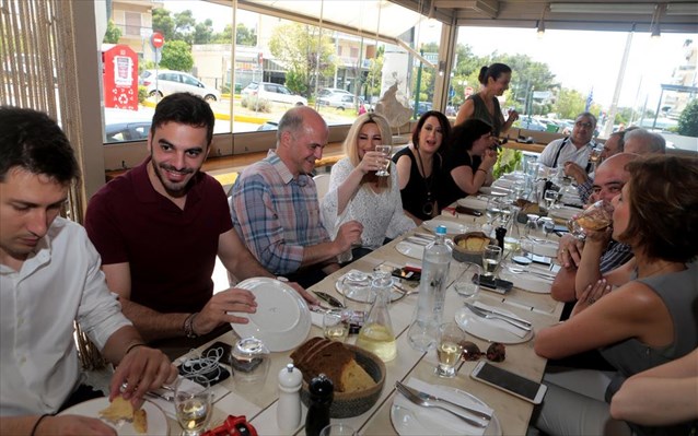 φώφη-γεννηματά-σε-ουζερί-στην-ηλιούπο-651574