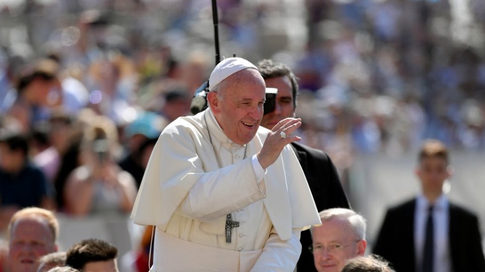 ηχηρό-μήνυμα-του-πάπα-για-τους-μετανάσ-652592