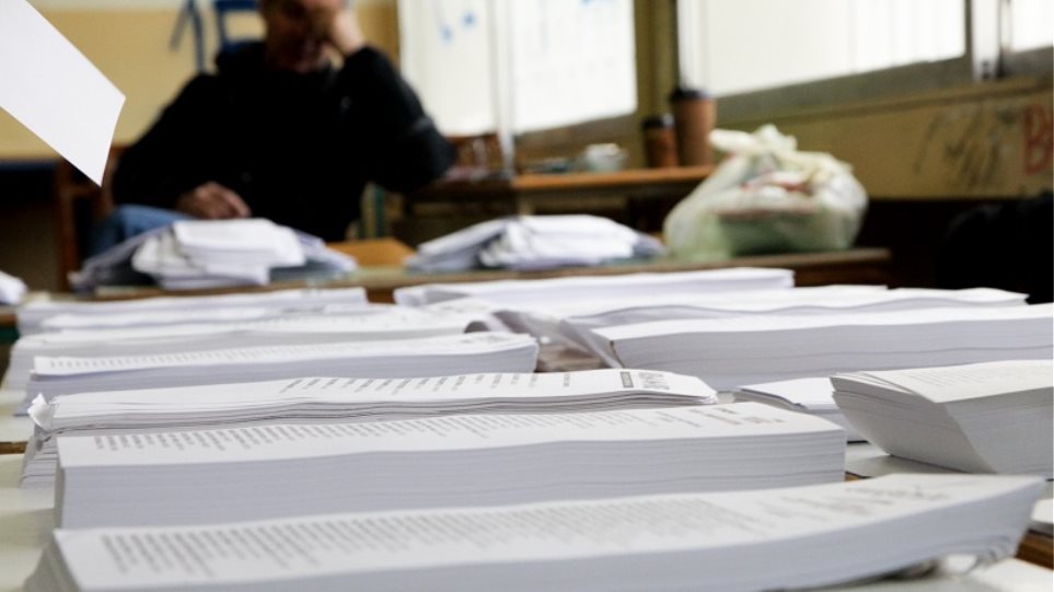 καταγγελίες-από-ελληνική-λύση-για-ελλ-651886