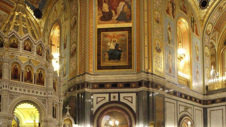 σάλος-με-ιερέα-που-κακοποίησε-μωρό-κατ-667054