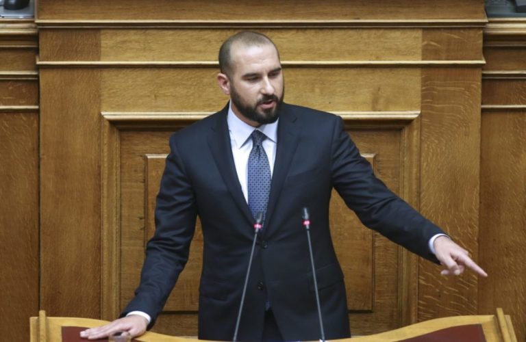 μάχη-με-το-καλησπέρα-στη-βουλή-τζανα-665528
