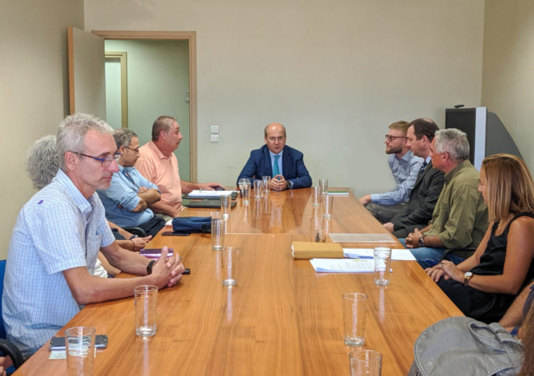 συνάντηση-στο-υπεν-με-συλλόγους-περίθ-676882