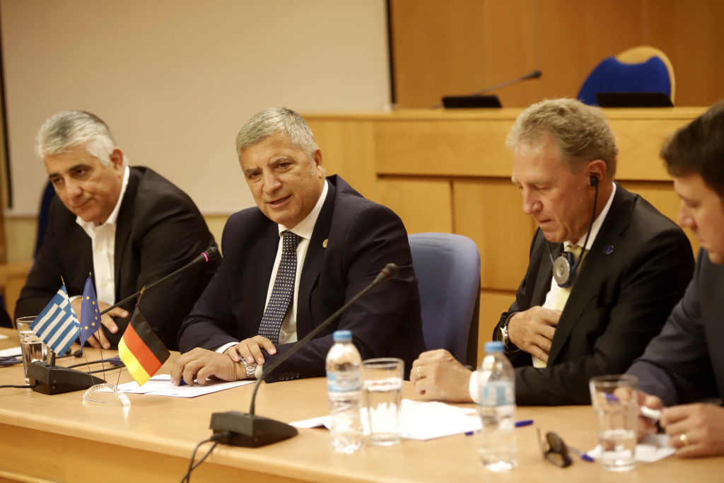 συνάντηση-πατούλη-με-τον-υφυπουργό-οι-680861