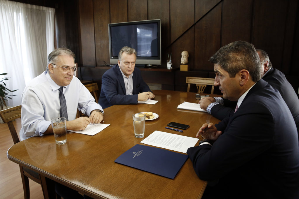 υπεσ-παράταση-ενός-έτους-για-νομιμοπο-673894