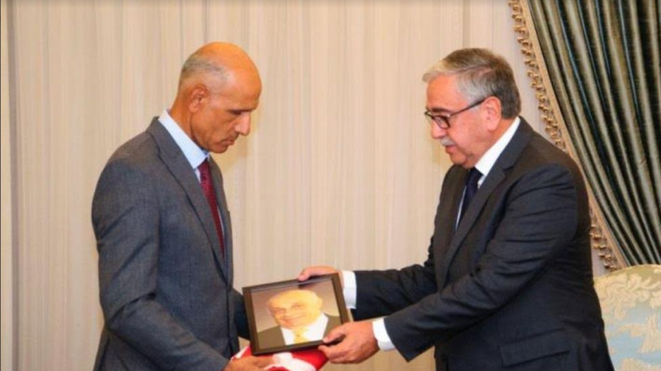 κατεχόμενα-στο-διευθυντή-του-σχολείο-679658