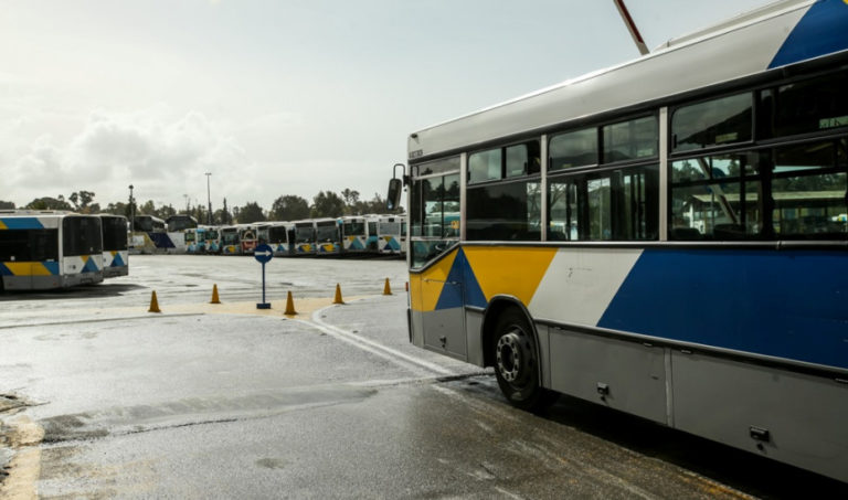 σοκ-στα-μμμ-πέθανε-οδηγός-λεωφορείου-α-702275