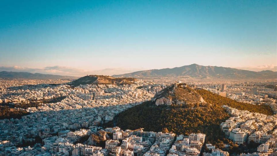 λυκαβηττός-λίφτινγκ-στον-εμβληματ-701912