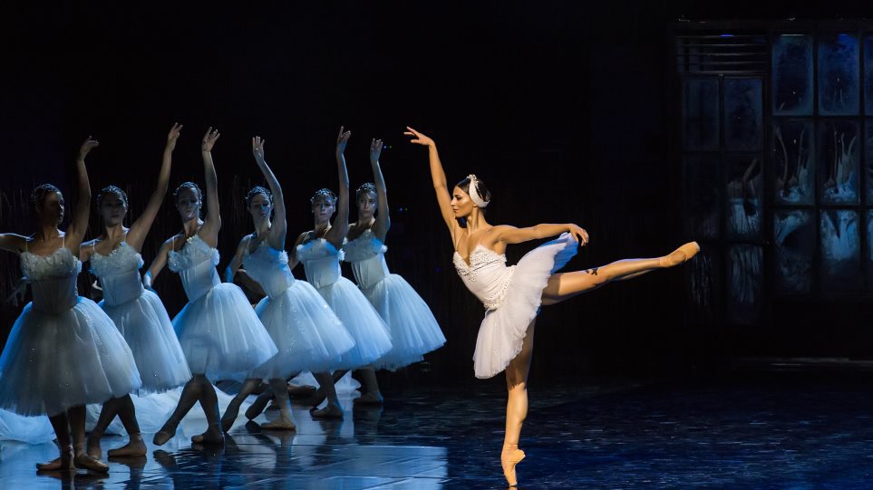 λίμνη-των-κύκνων-300-δωρεάν-θέσεις-για-αν-713558