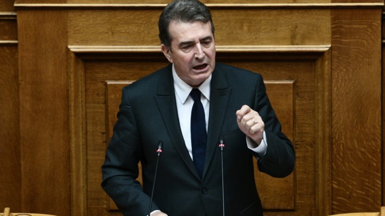χρυσοχοίδης-μπέρδεψε-την-λωζάνη-με-τ-714170