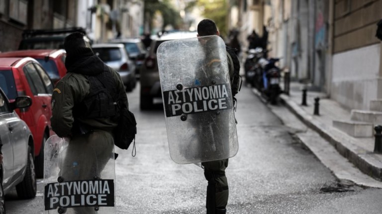 εξάρχεια-πέντε-συλλήψεις-σε-αστυνομι-721518