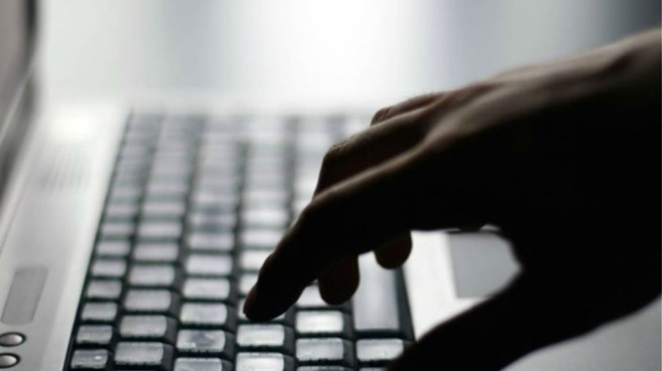 sun-εμμονή-με-το-πορνό-των-προσφύγων-έχ-723284