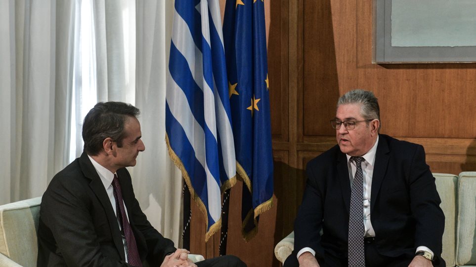 μητσοτάκης-σε-κουτσούμπα-ο-κόσμος-αν-722339