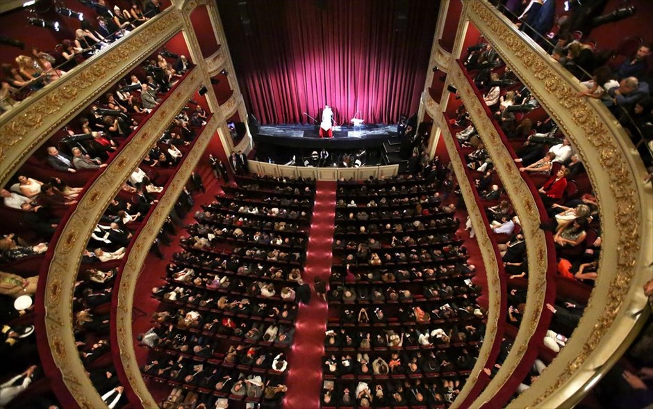 αποζημίωση-για-επαγγελματίες-της-τέχ-732568