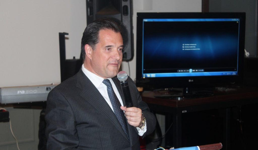 αδώνις-σε-δήμαρχο-εγώ-σε-έβγαλα-οφείλε-734661