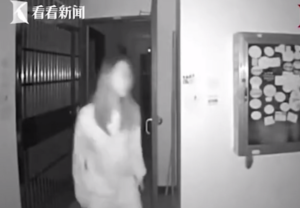 κορονoϊός-κινέζα-σε-πολυκατοικία-κάνε-733724