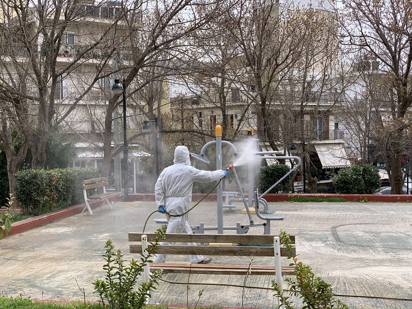 απολύμανση-σε-κεντρικές-πλατείες-της-753104