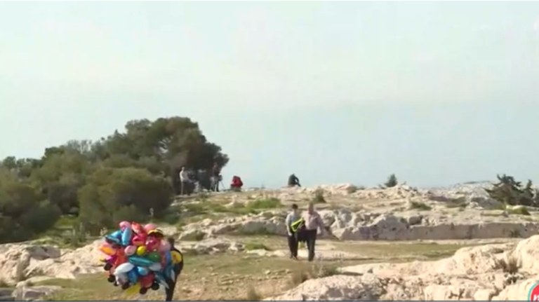 καθαρά-δευτέρα-άδειος-ο-λόφος-φιλοπ-742715