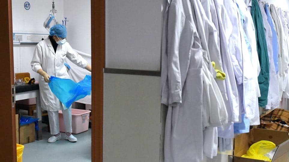 κορωνοϊός-τρίτο-επιβεβαιωμένο-κρούσ-745643