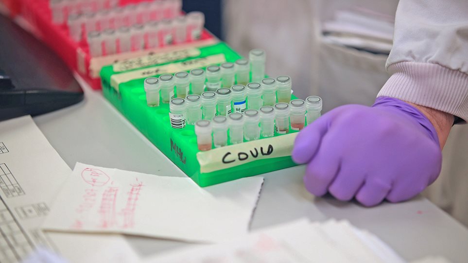 κορωνοϊός-η-μετάδοση-κατά-την-ασυμπτω-763287