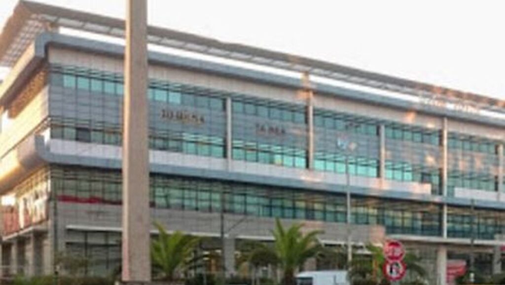 εκτός-ομίλου-μαρινάκη-παλιό-διευθυντ-797635