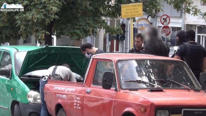 επίθεση-με-τσεκούρι-σε-δημοσίους-υπαλ-801022