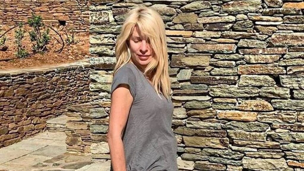 ελένη-μενεγάκη-η-φωτογραφία-που-έριξ-801768