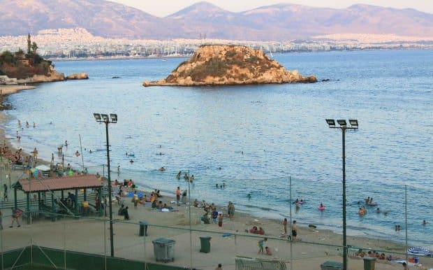 πειραιάς-θρίλερ-με-πτώμα-στα-βοτσαλάκ-797305