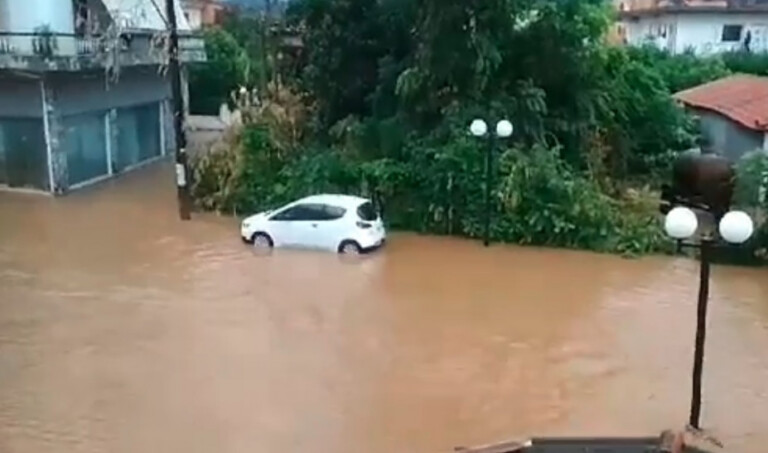δύο-νεκροί-από-τις-πλημμύρες-στην-εύβο-809225