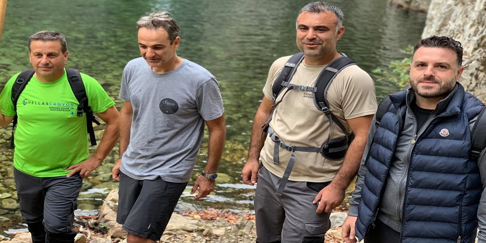 oι-βουτιές-του-κ-μητσοτάκη-στις-βάθρε-833201