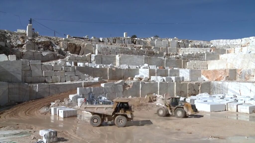 καταγγελία-εκατοντάδες-κρούσματα-σε-845991