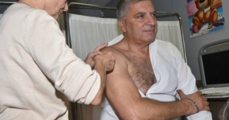 viral-o-πατούλης-πρωταγωνιστής-στην-βίλλα-839991
