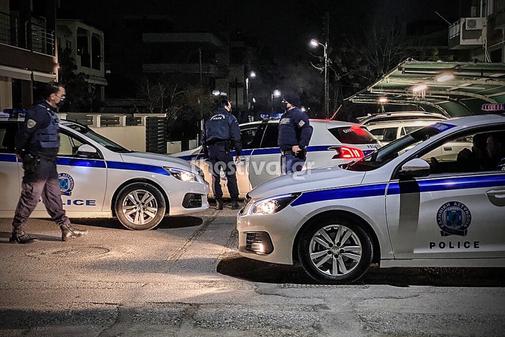 θεσσαλονίκη-νεαροί-κουκουλοφόροι-πρ-885140