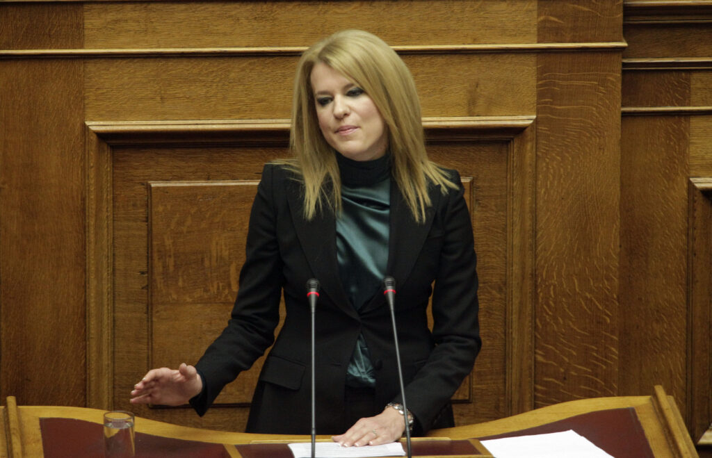 μις-μανχάταν-η-κόρη-της-τζάκρη-883964