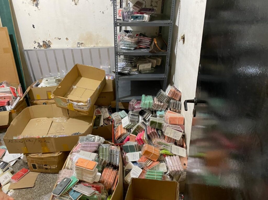 διμεα-χιλιάδες-παιχνίδια-μαϊμού-κα-904411